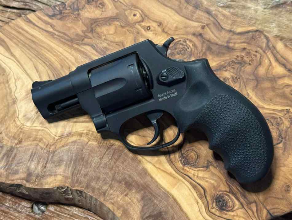 Taurus 327 Federal Magnum