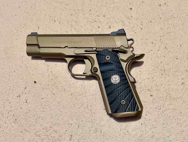 Wilson Combat Ultra Light Carry, burnt bronze,MINT